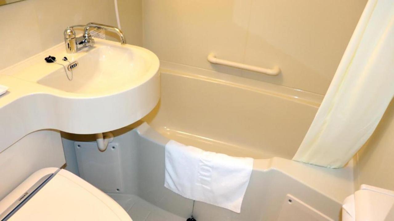 Toyoko Inn Matsumoto Eki Higashi Guchi Buitenkant foto